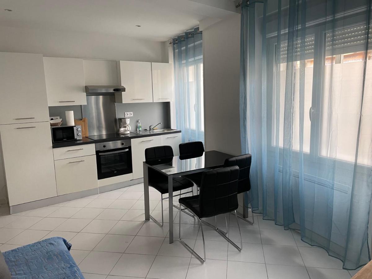 Appartement Meuble Francescas Luaran gambar
